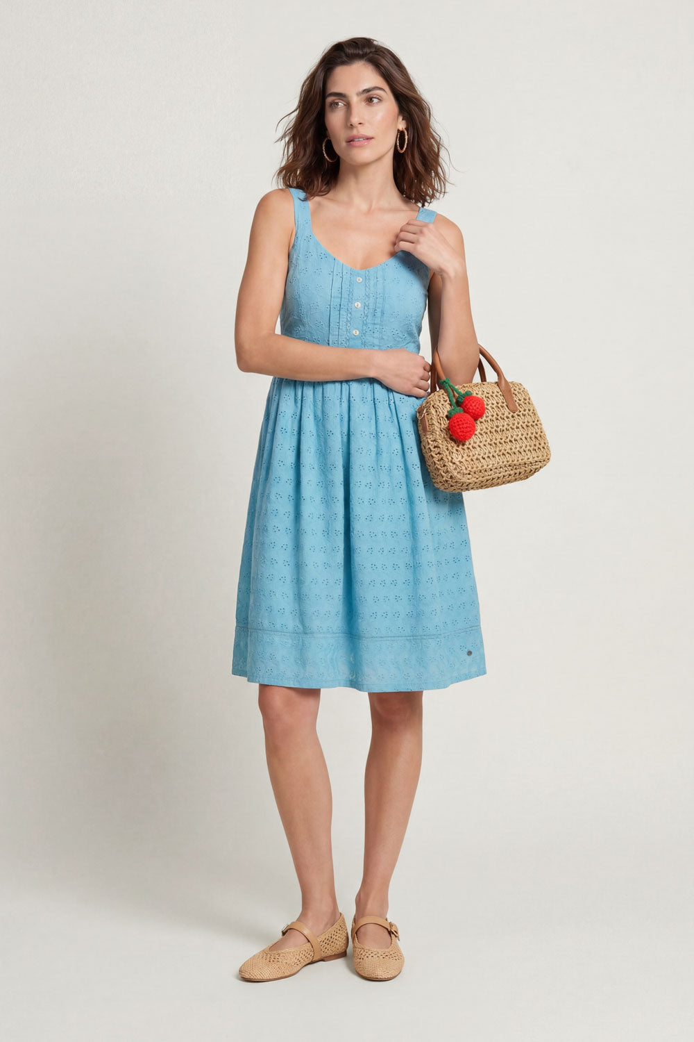 Image Minervaa – Kleid Broderie Anglaise_1