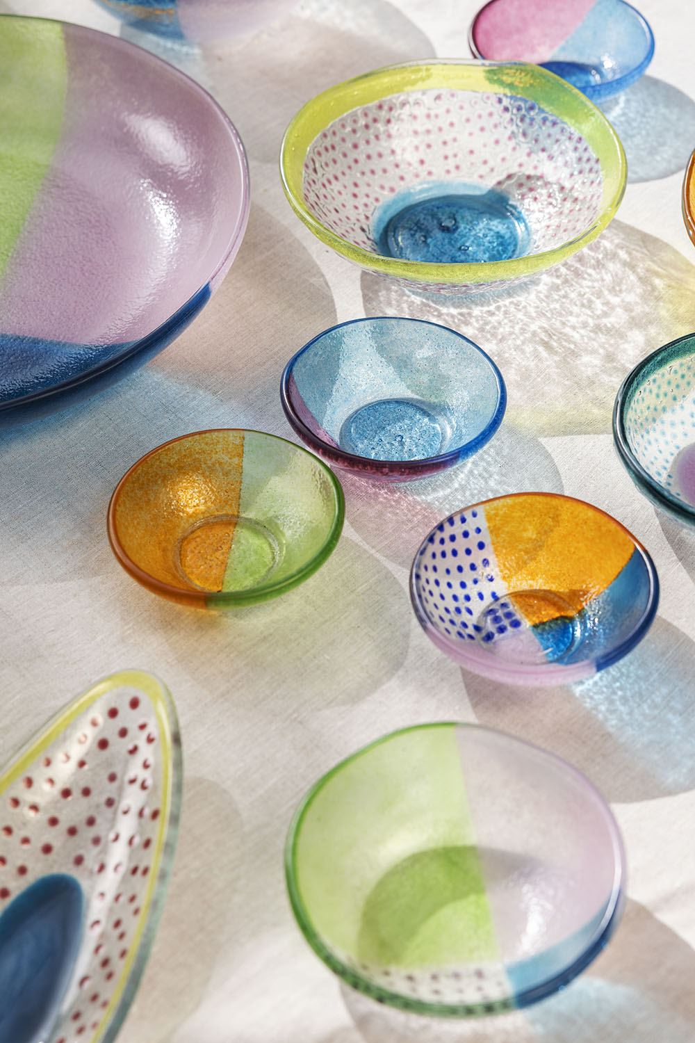 Glass Bowl FLOATING HUES