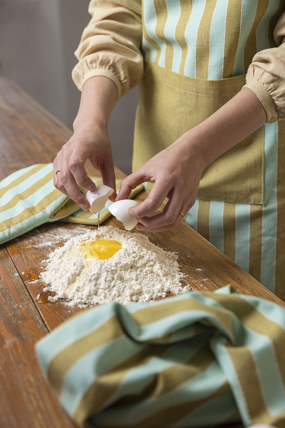 Kitchen Apron VIVID LINES