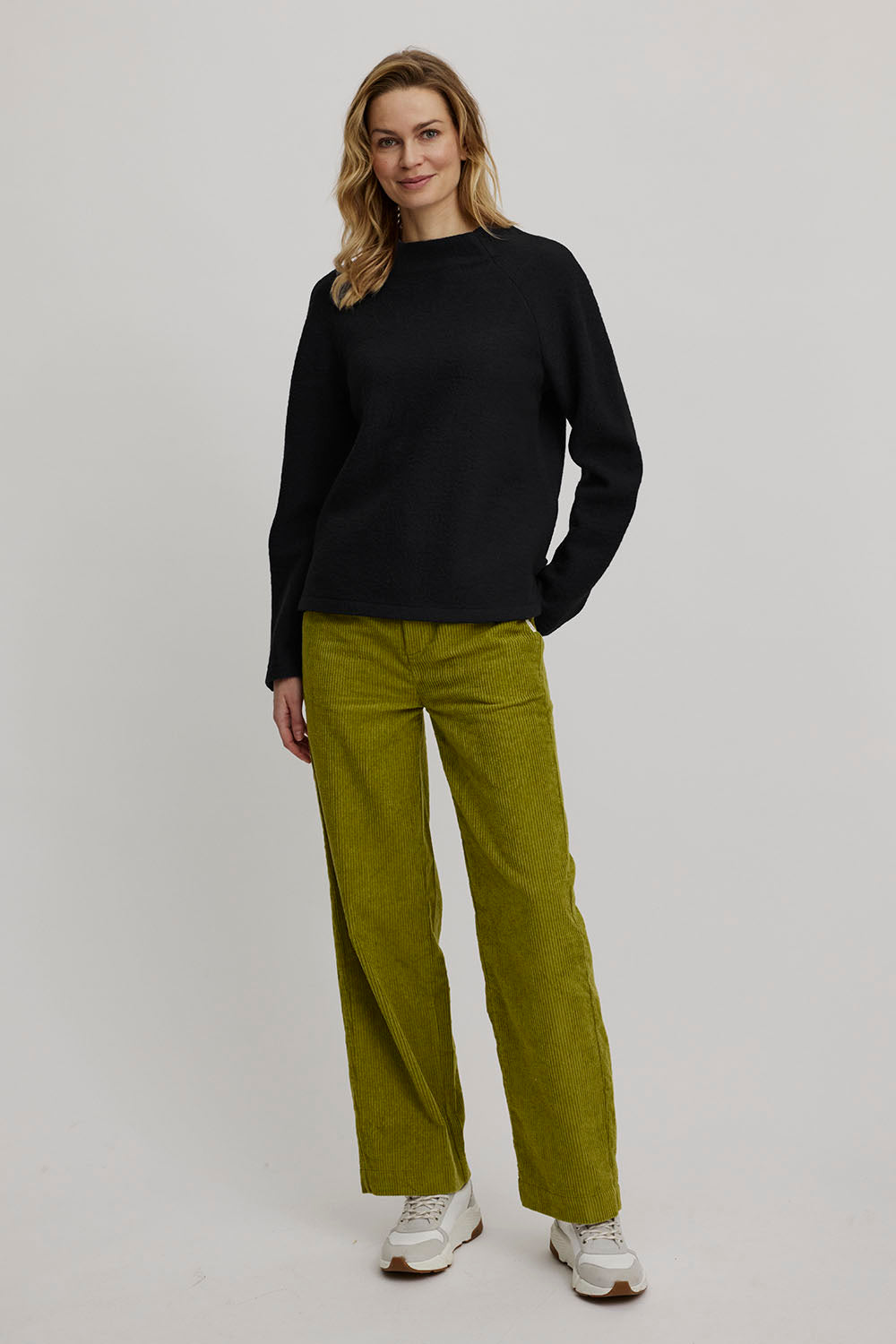 Kurzer Pullover aus reinem Wollfleece