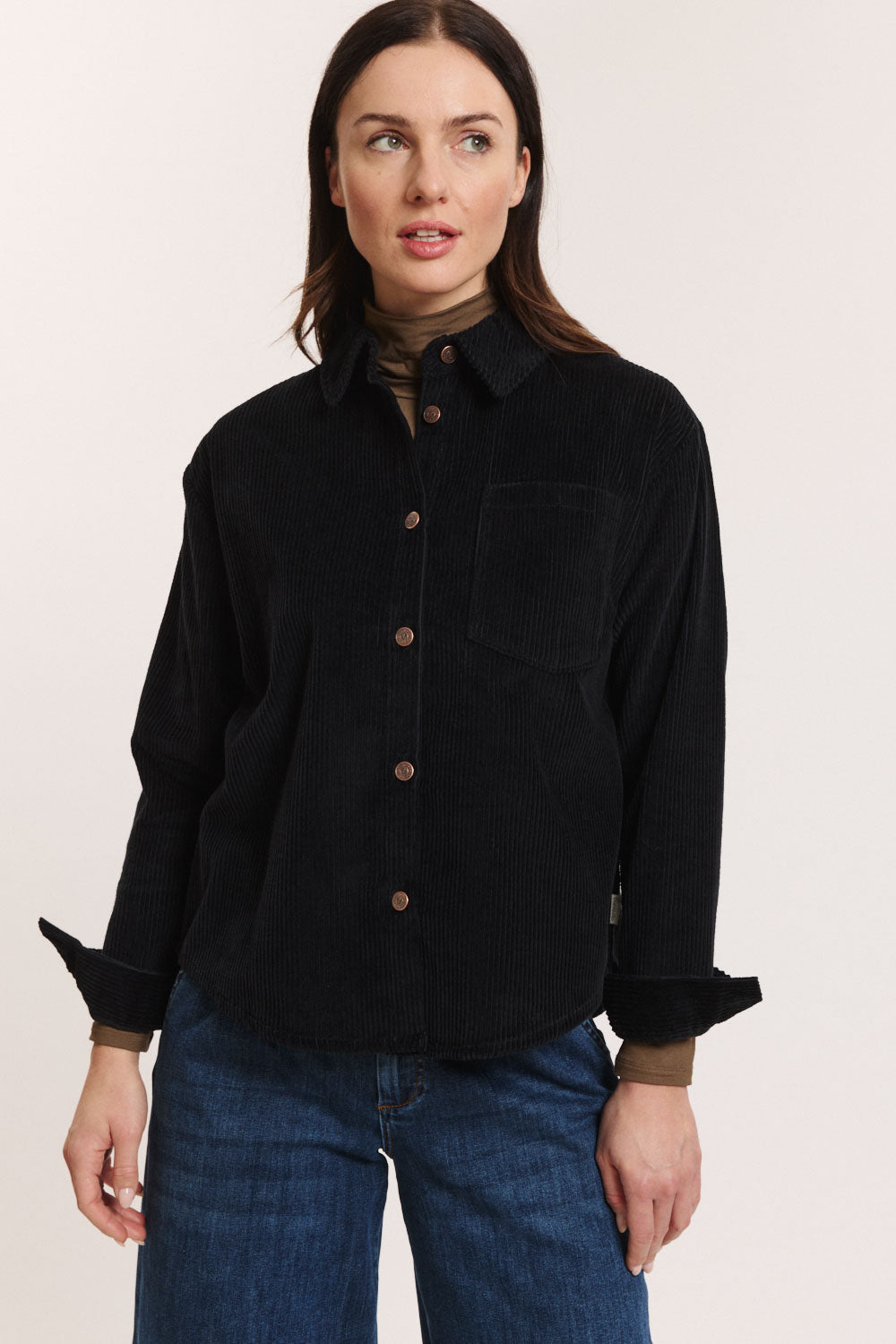 Cordbluse Alvaa aus Biobaumwolle