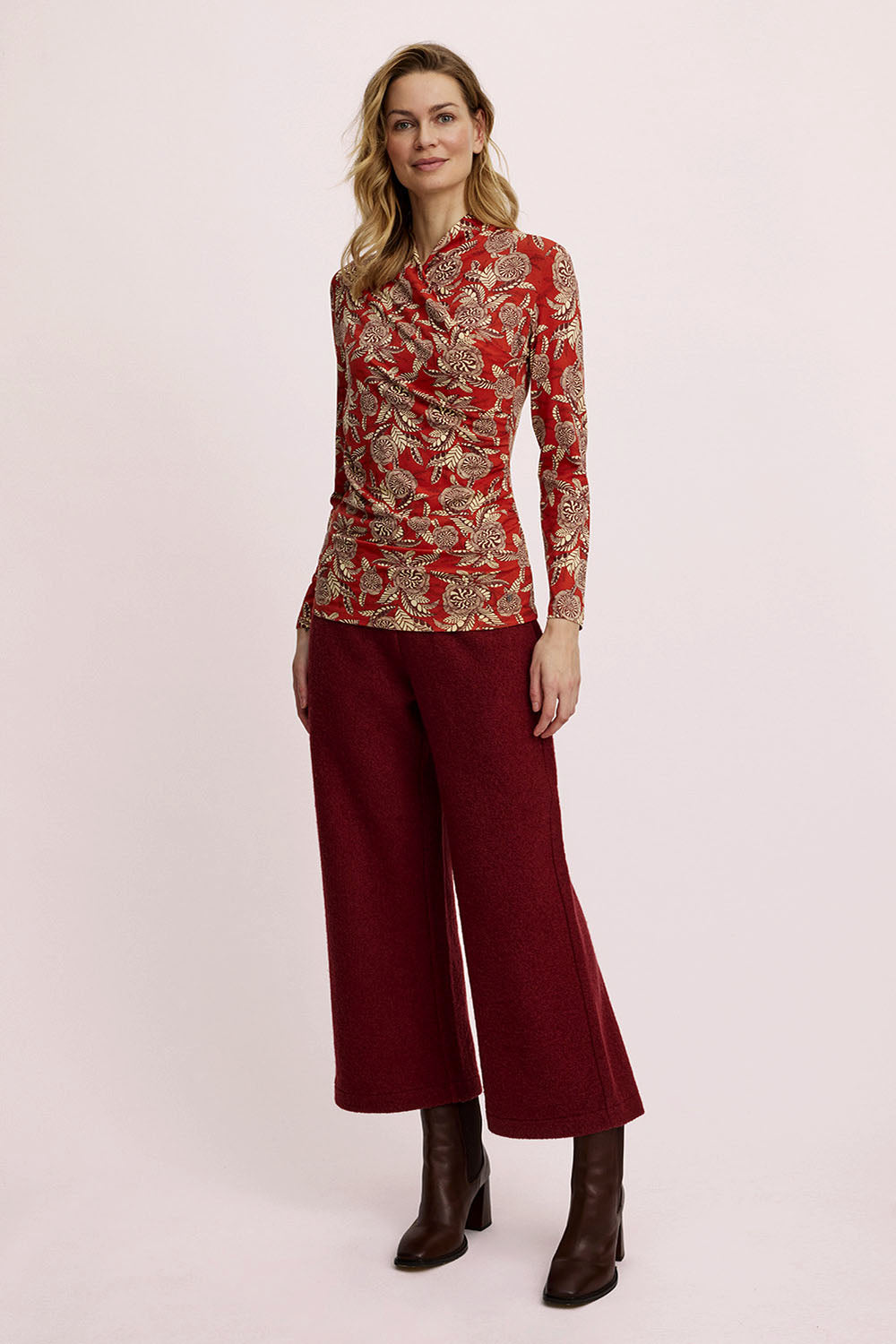 Feminines EcoVero™-Shirt