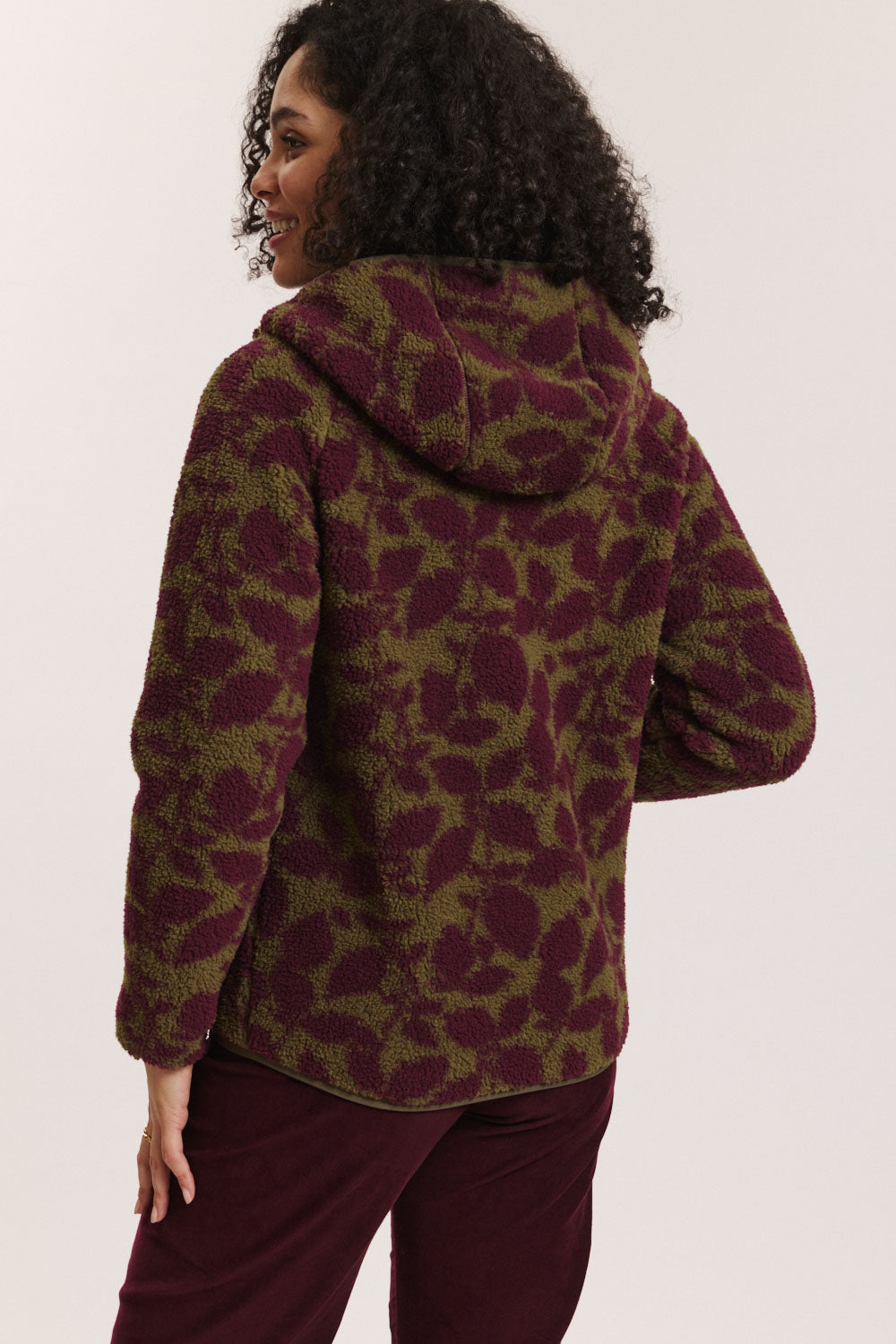 Teddy-Fleecejacke Alinaa mit recyceltem Polyester