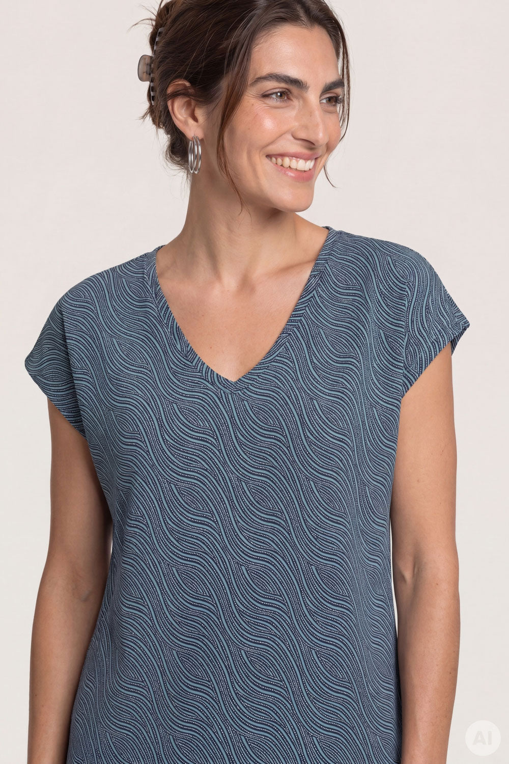 Image Elinn – Stretch-Jersey-Shirt V-Neck_3