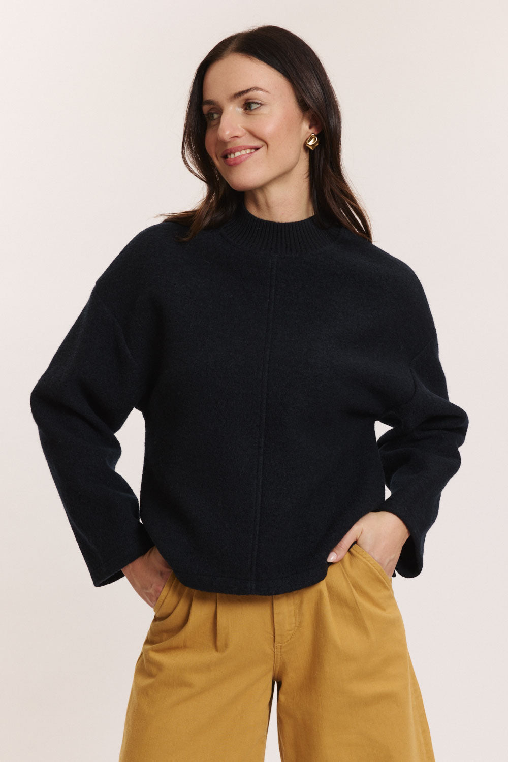 Yulii woolsweater