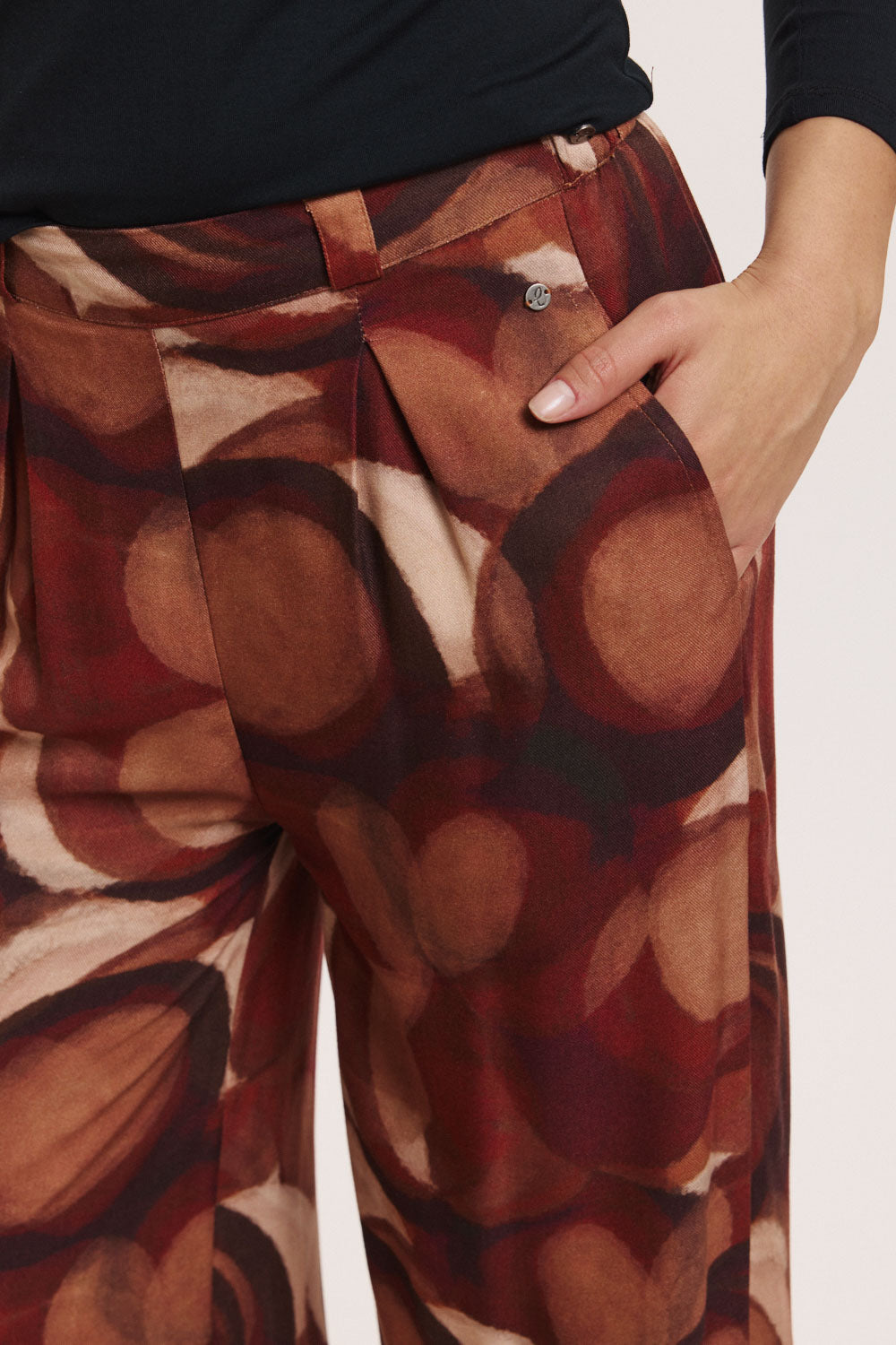 Hose Pollyy aus EcoVero™-Twill