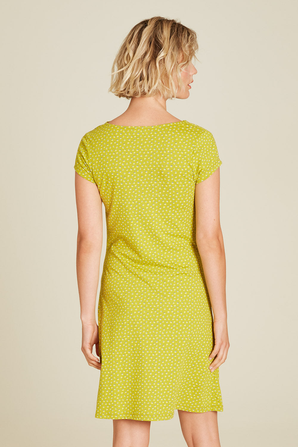 Wasserfall-Kleid