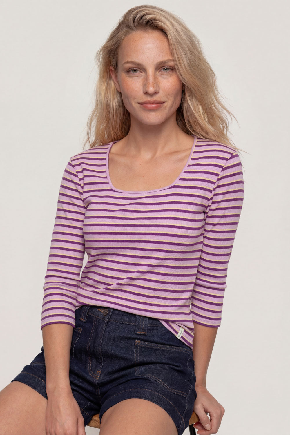 Image Lollyy – Rib-Shirt Square-Neck_1