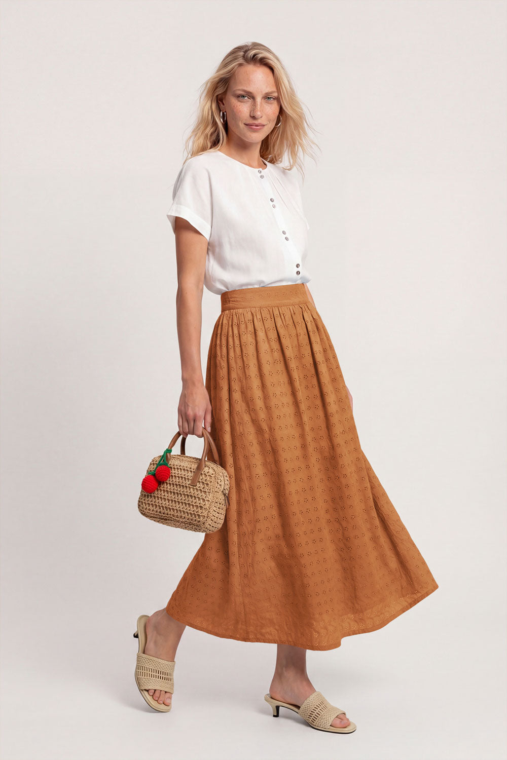 Image Taylorr – Midirock Broderie Anglaise_1