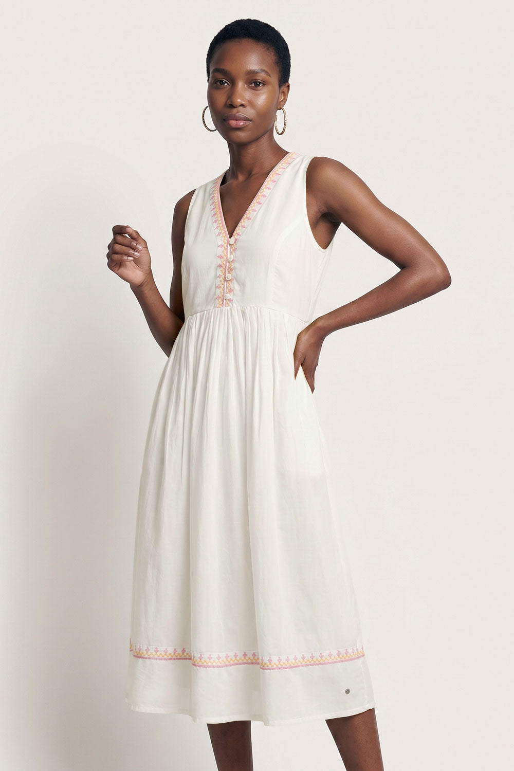 Image Tamikaa – Voile-Kleid Boho Stickerei_1