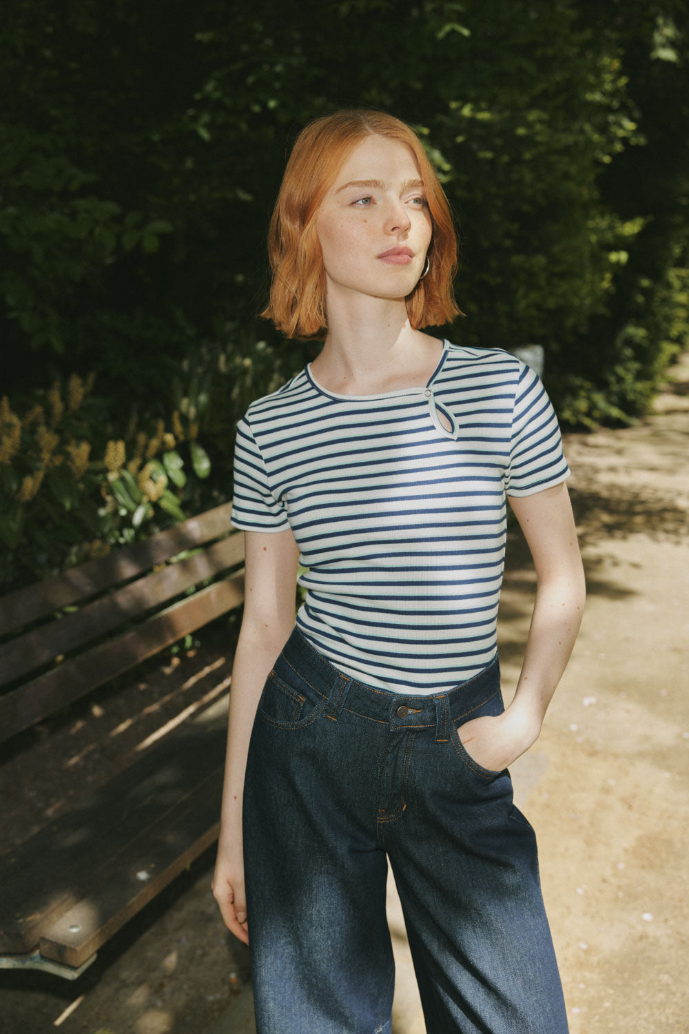 Lillyy – Rib-Shirt Keyhole-Detail