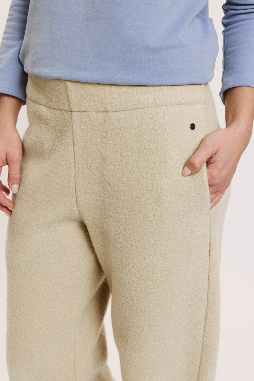 Beckyy Wool trousers