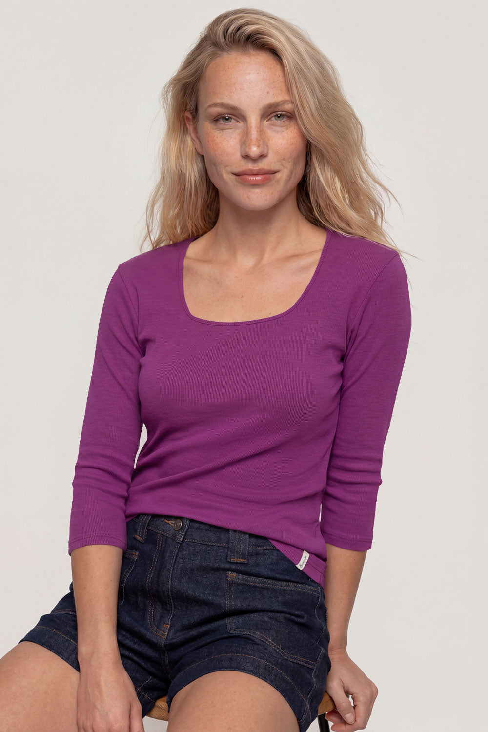 Image Lollyy – Rib-Shirt Square-Neck_1