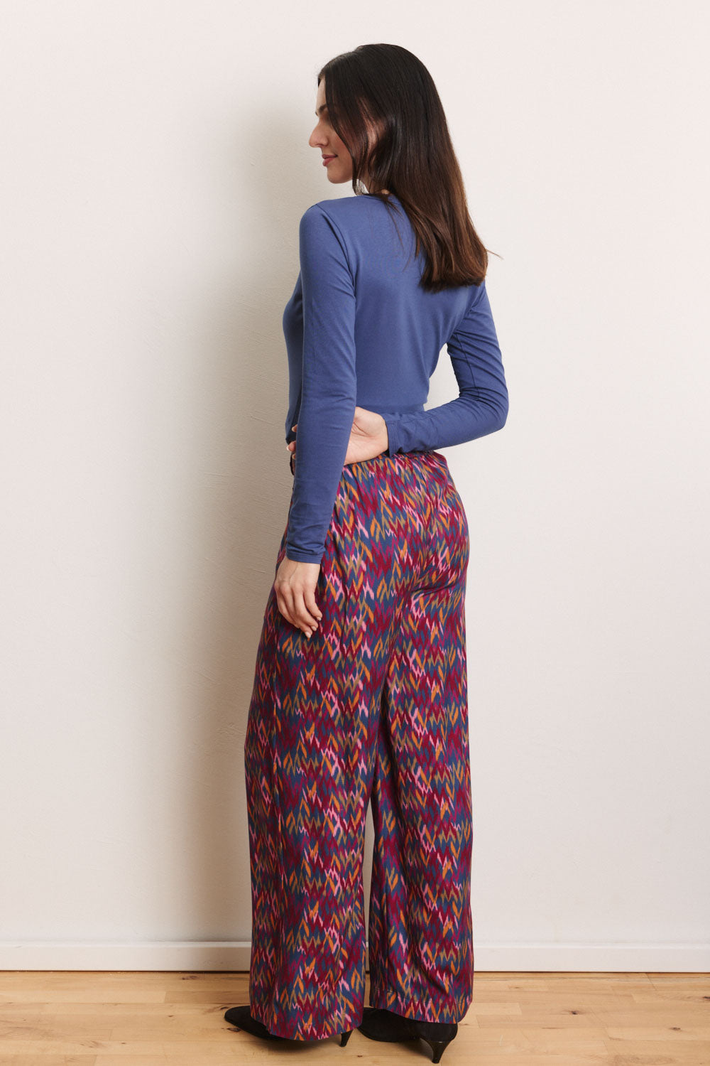 Image Hose Pollyy aus EcoVero™-Twill_2