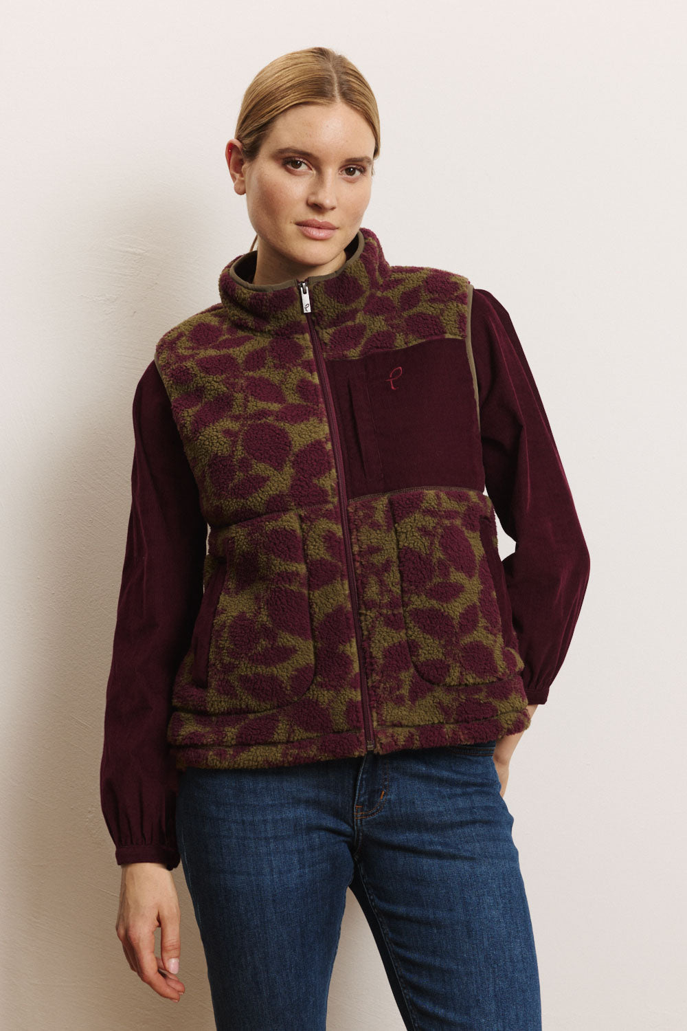 Galaa teddy fleece vest 