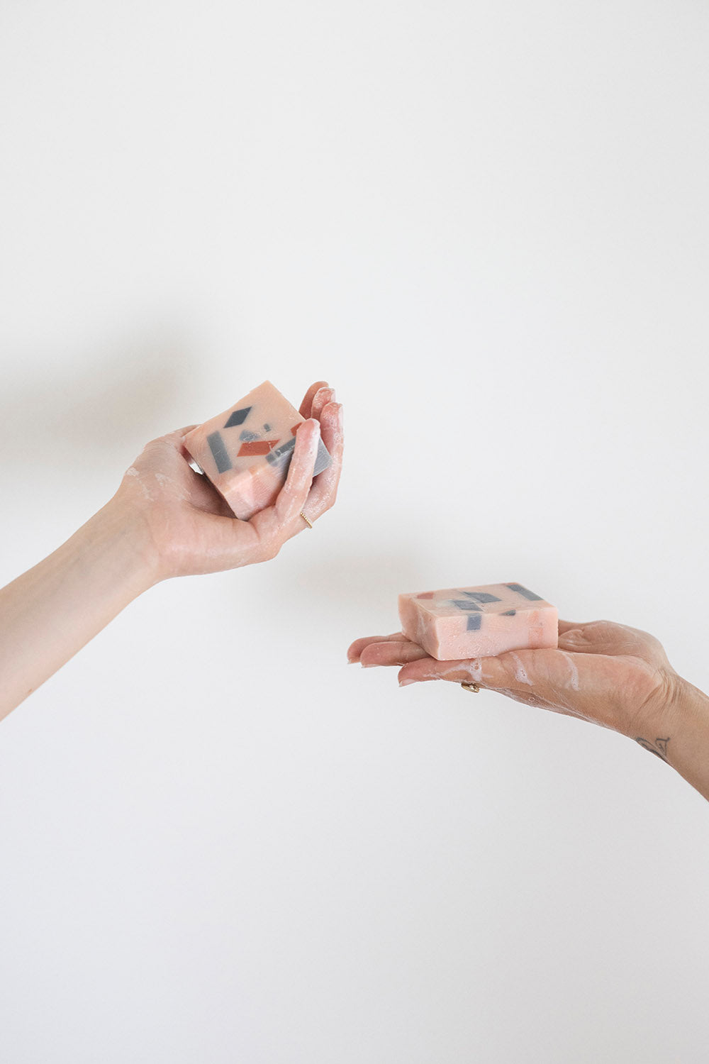 Soap CONFETTI ROSE