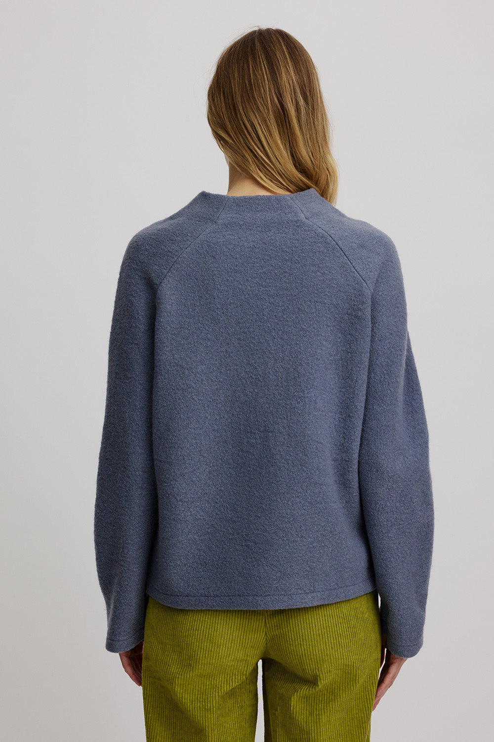 Kurzer Pullover aus reinem Wollfleece