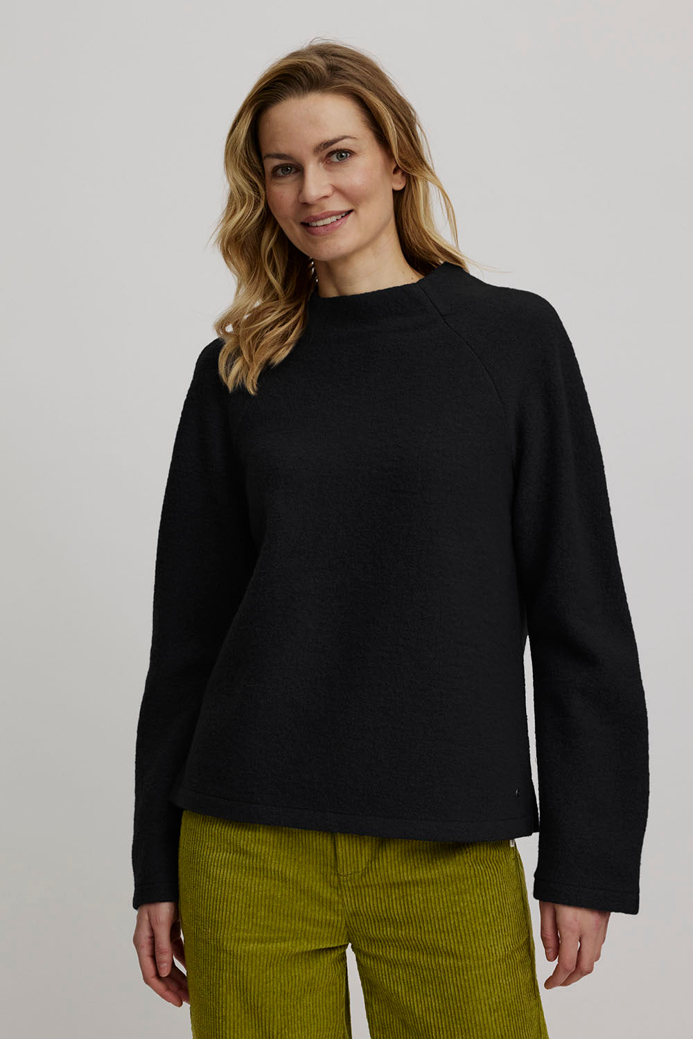 Kurzer Pullover aus reinem Wollfleece